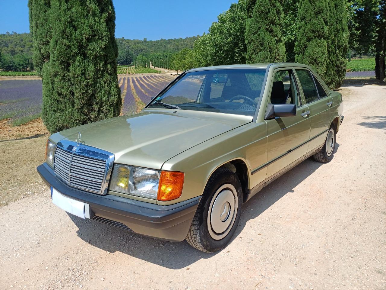 MERCEDES 190 E 2.0 122cv TO - 1983 LesAnciennes.com