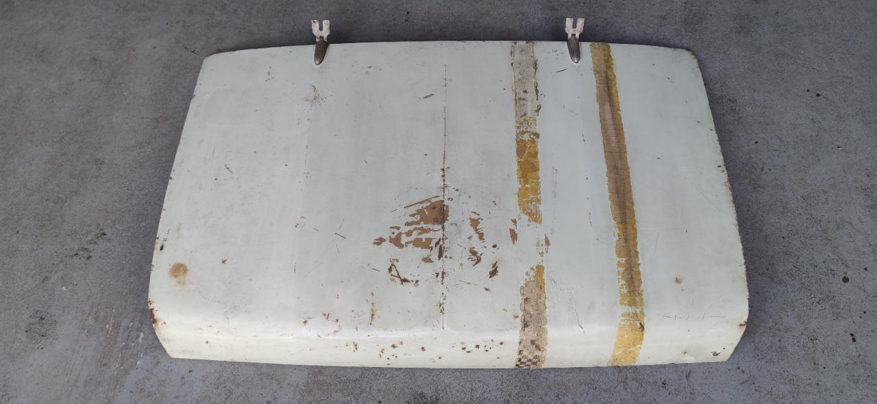 Coffre / couvercle de malle CITROEN Ami 6 berline LesAnciennes.com