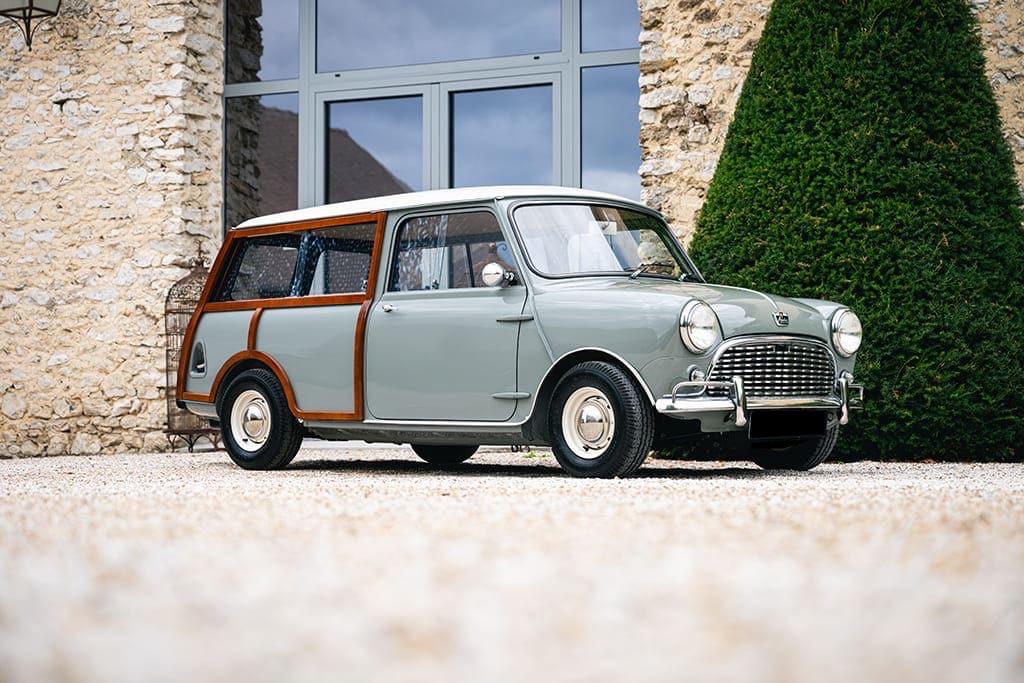 AUSTIN Mini Countryman - 1967 LesAnciennes.com