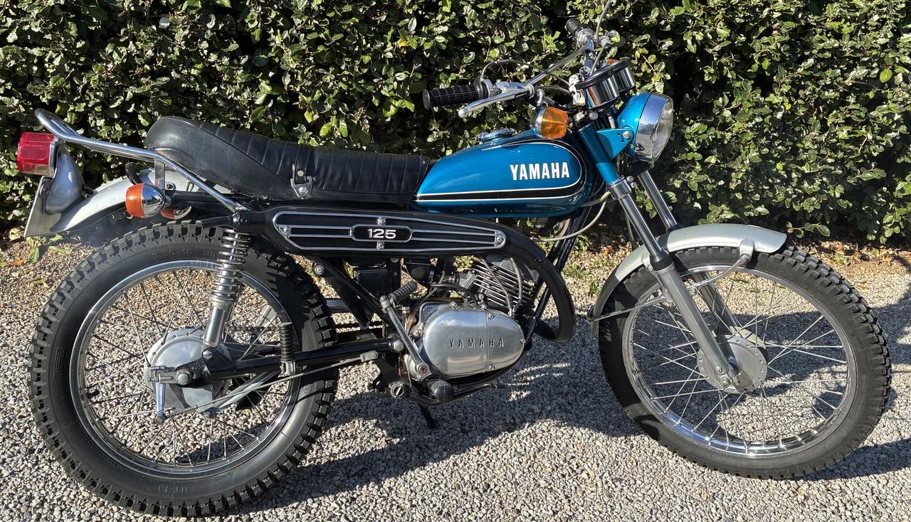 1973 Yamaha AT2/DT125E LesAnciennes.com