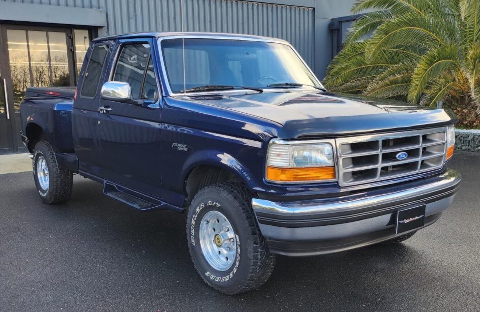 FORD F150 XLT Flareside - 1995 LesAnciennes.com