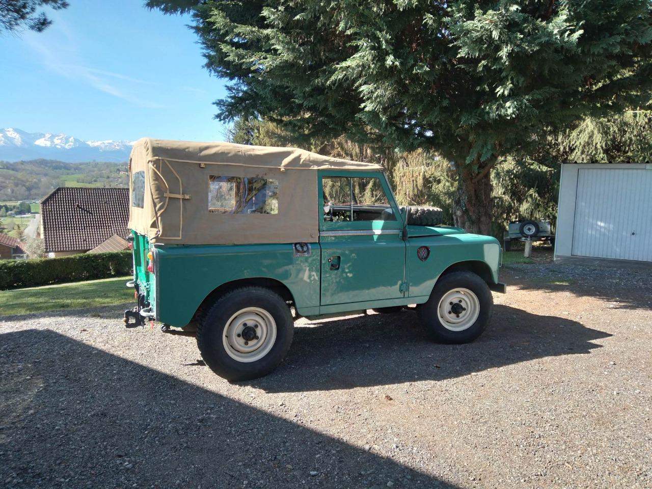 Land Rover Defender de 1983 à vendre - voiture ancienne de collection ...
