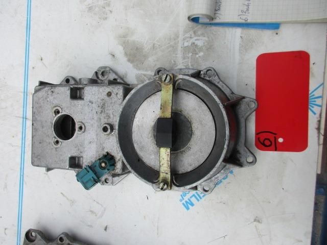 Distributeur de carburant pour Peugeot 504 LesAnciennes.com