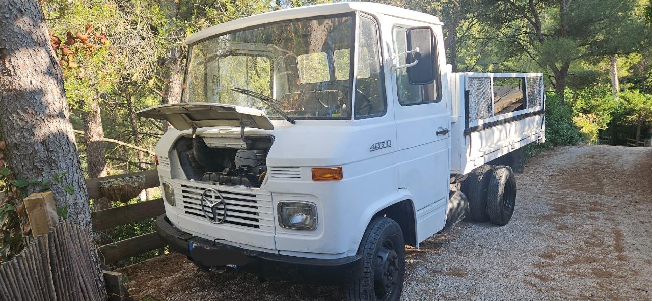 MERCEDES 407 D T2 - 1975 LesAnciennes.com