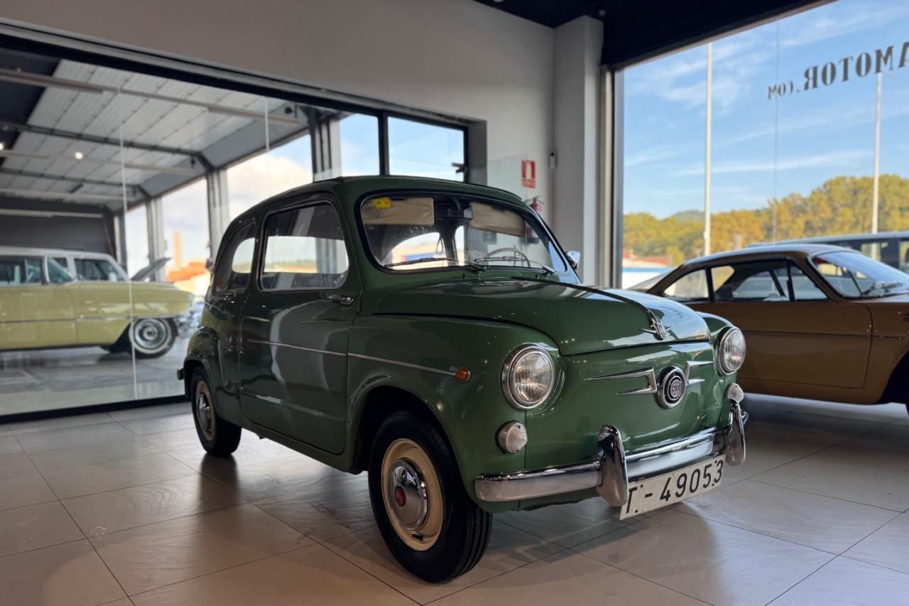 SEAT 600 D CABRIO - 1966 LesAnciennes.com