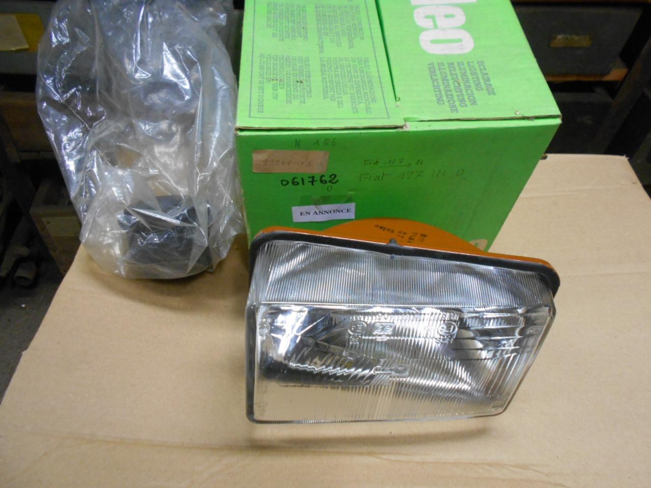 PHARE pour FIAT 127 Droit LesAnciennes.com