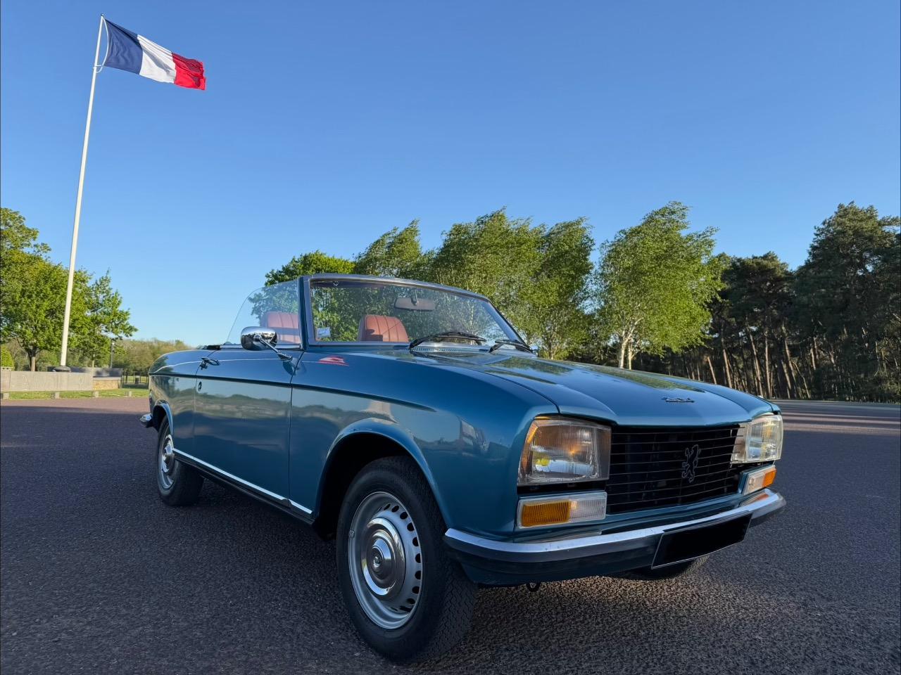 PEUGEOT 304 S Cabriolet - 1974 LesAnciennes.com
