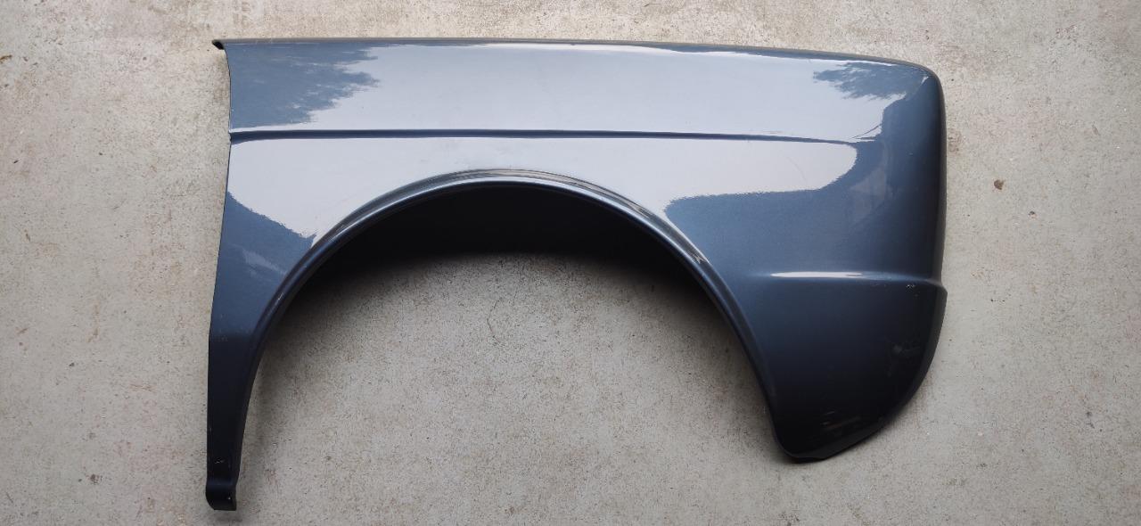 Aile avant droite SIMCA 1000 série 1 LesAnciennes.com