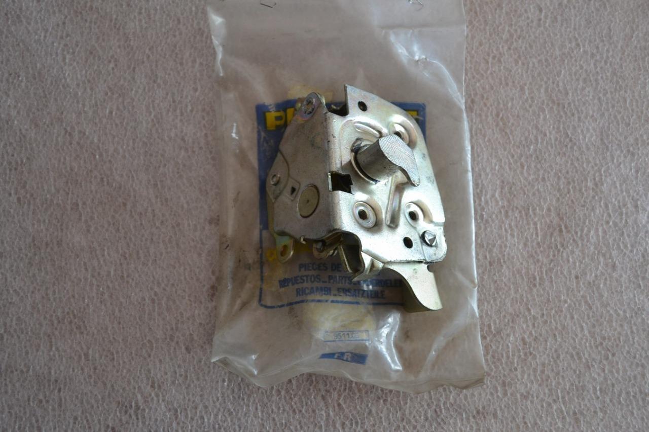 Serrure porte AR DTE PEUGEOT 404 av 09/1967, neuve LesAnciennes.com