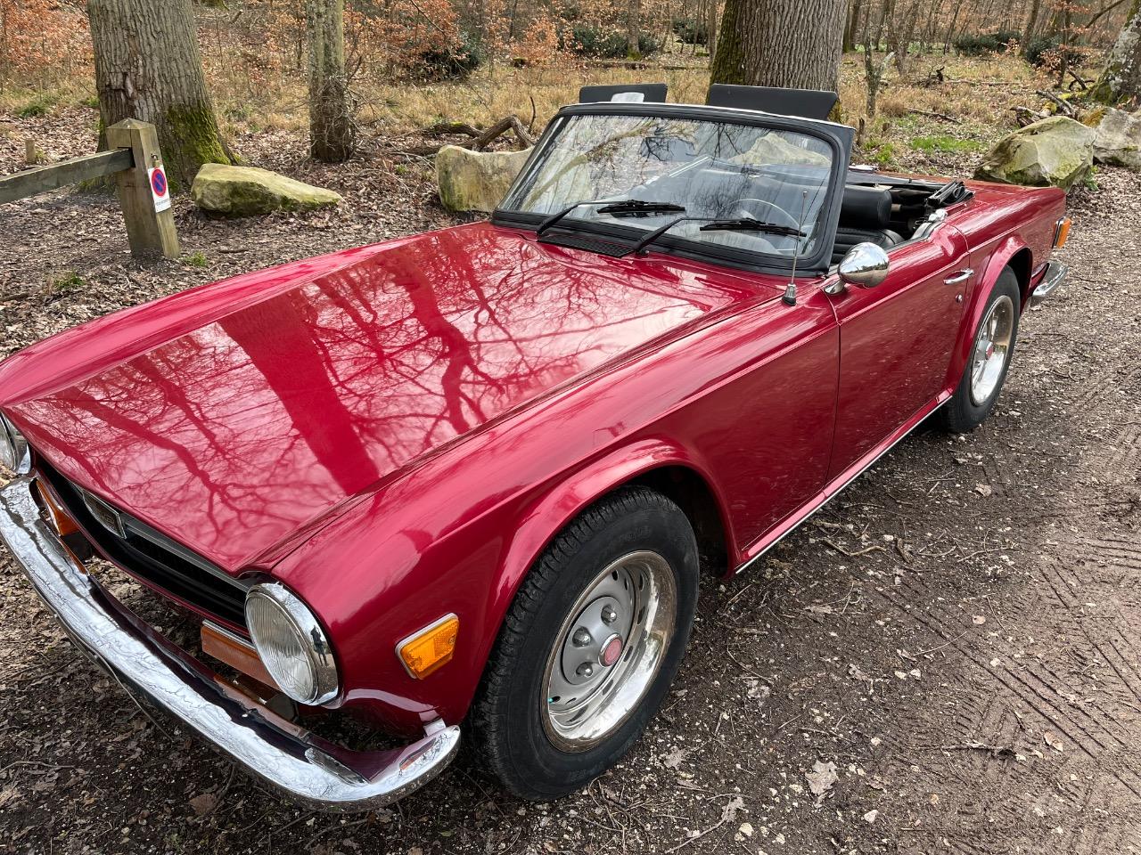 TRIUMPH TR6 Injection - 1974 LesAnciennes.com