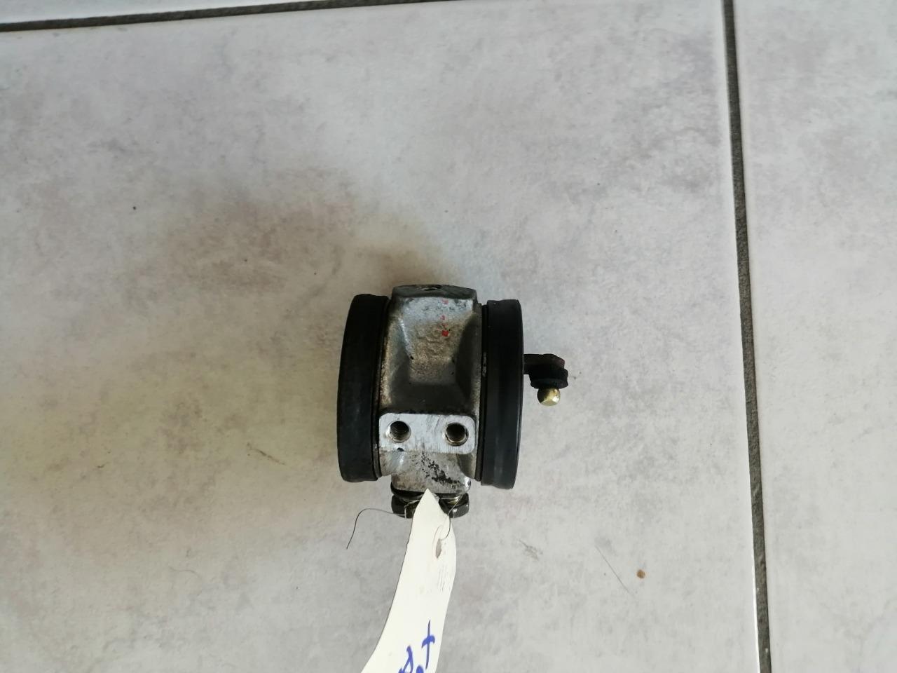 CITROEN XM régulateur de hauteur LesAnciennes.com