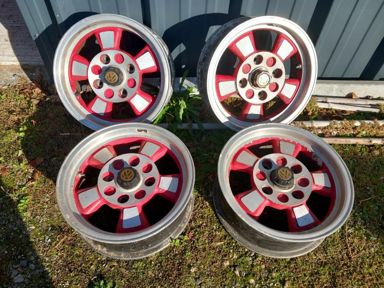 Jantes Alu Riviera VOLKSWAGEN Coccinelle Cabriolet LesAnciennes.com
