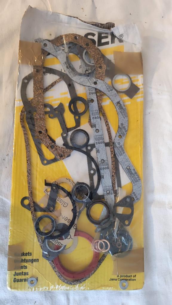 Pochette complète de joints moteur R8 Gordini 1255 LesAnciennes.com