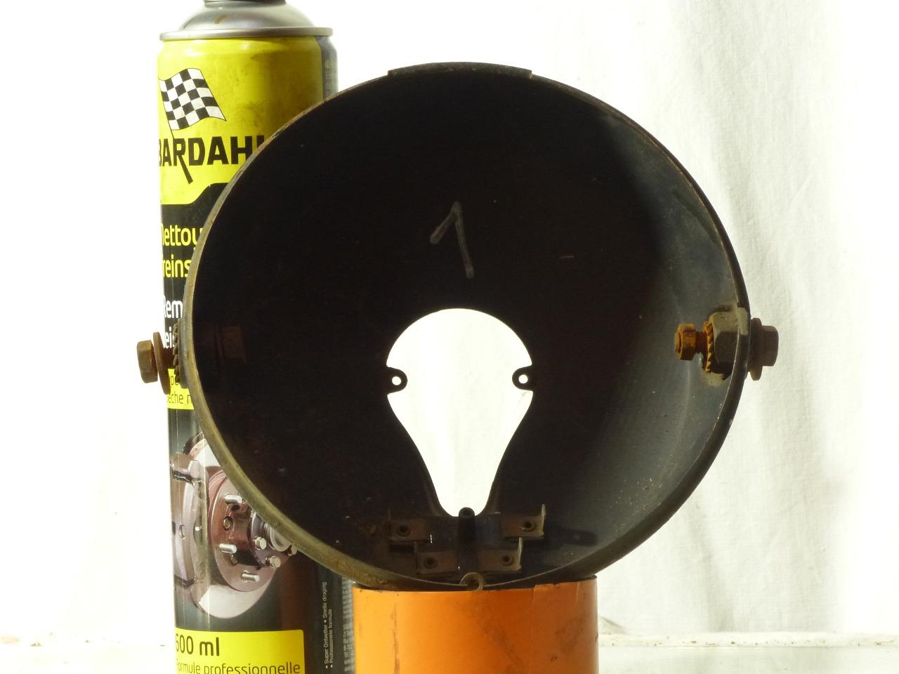 Cuvelage de phare Guzzi LM 1 LesAnciennes.com