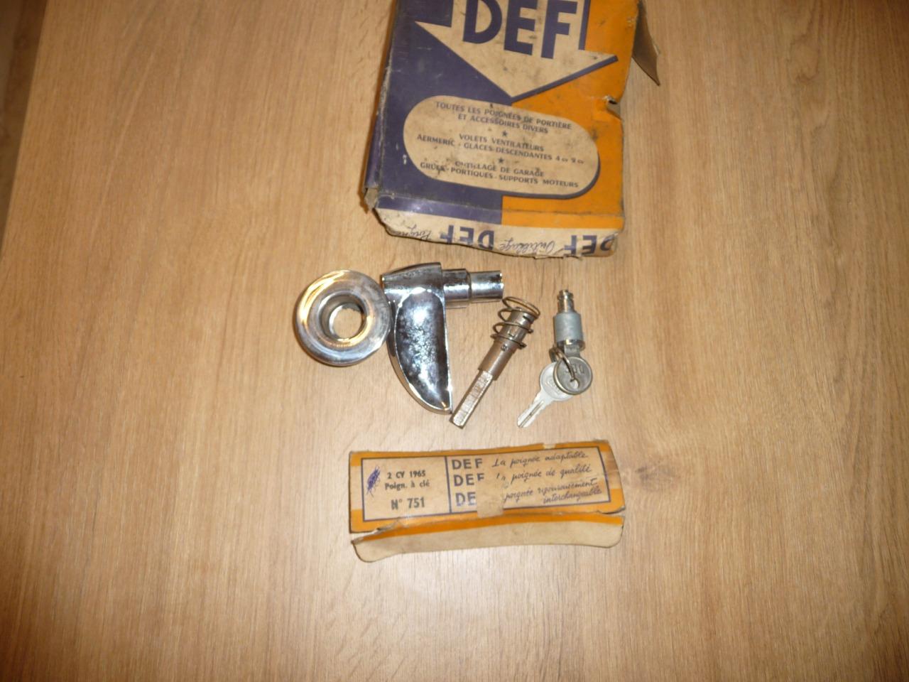 Pièces CITROEN 2CV KIT POIGNEE COFFRE AR A CLEF LesAnciennes.com