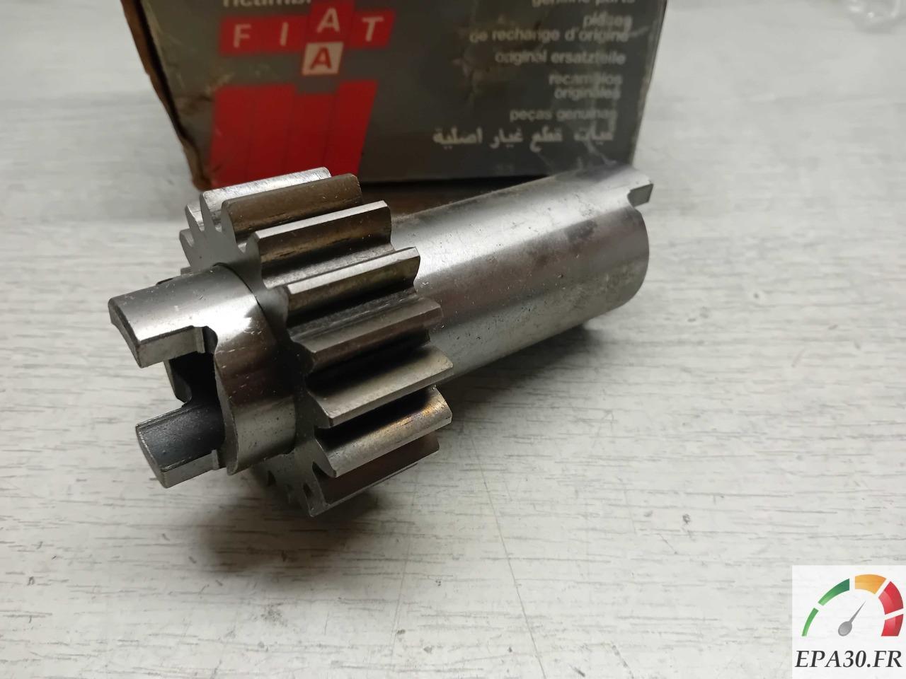 4279529 ARBRE NEUF POMPE A HUILE FIAT 131 132 2.5D LesAnciennes.com