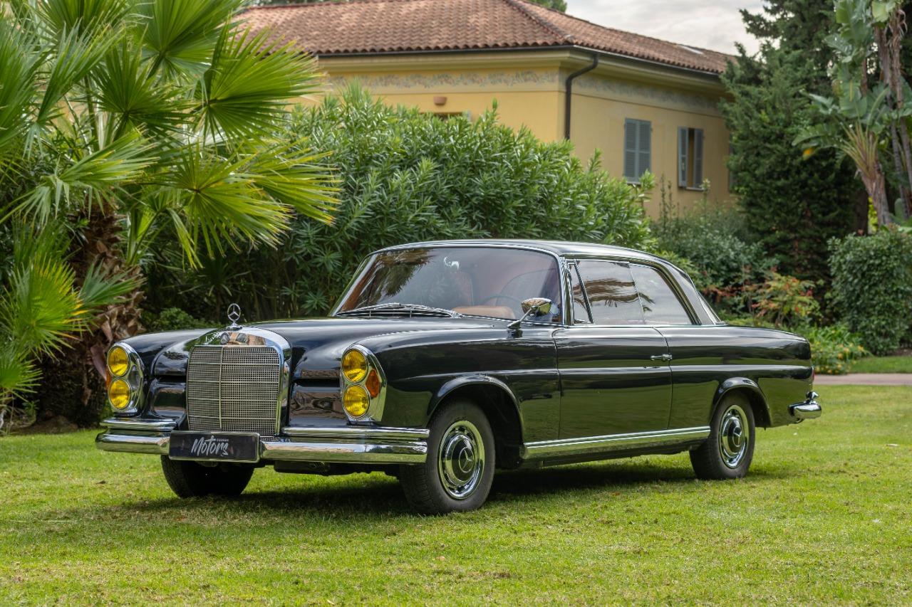 MERCEDES 220 SE Coupé Type W111 - 1963 LesAnciennes.com