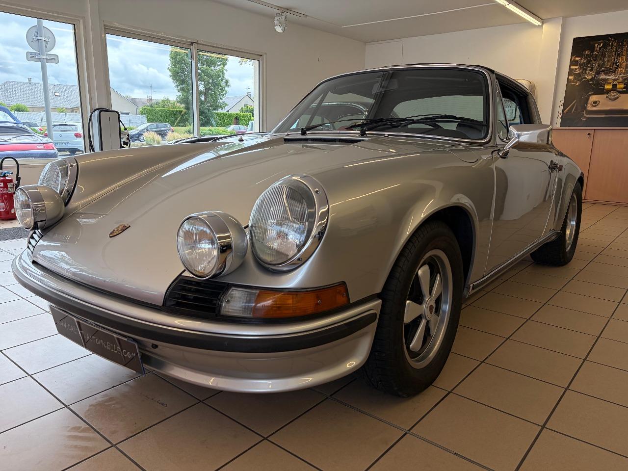 PORSCHE 911 TARGA 2.4 S 1972 - 1972 LesAnciennes.com
