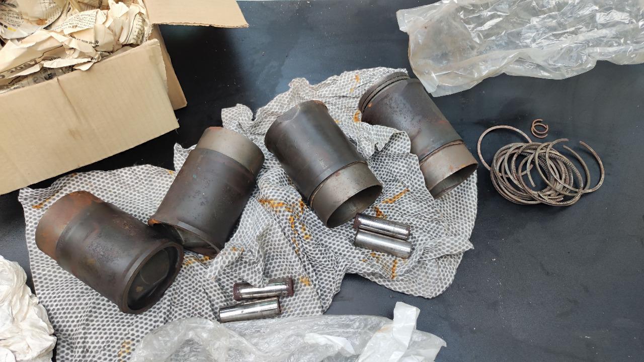 Ensemble de 4 pistons gordini 1296 - 2 LesAnciennes.com