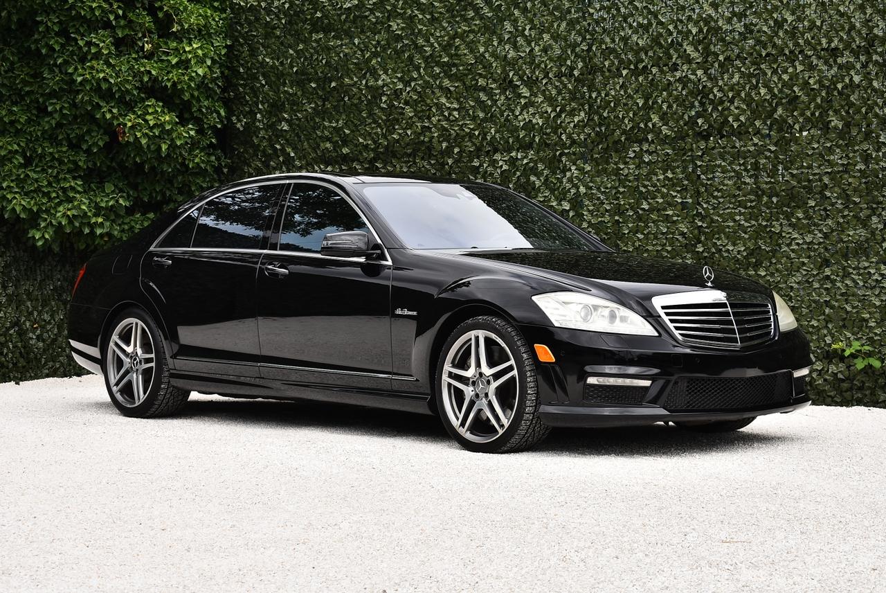 2010 Mercedes-Benz S63 AMG Sedan 6,3L V8 LesAnciennes.com