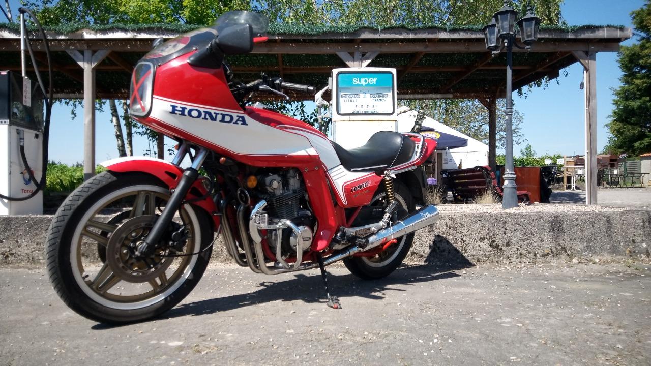 HONDA CB 750 F - 1980 LesAnciennes.com