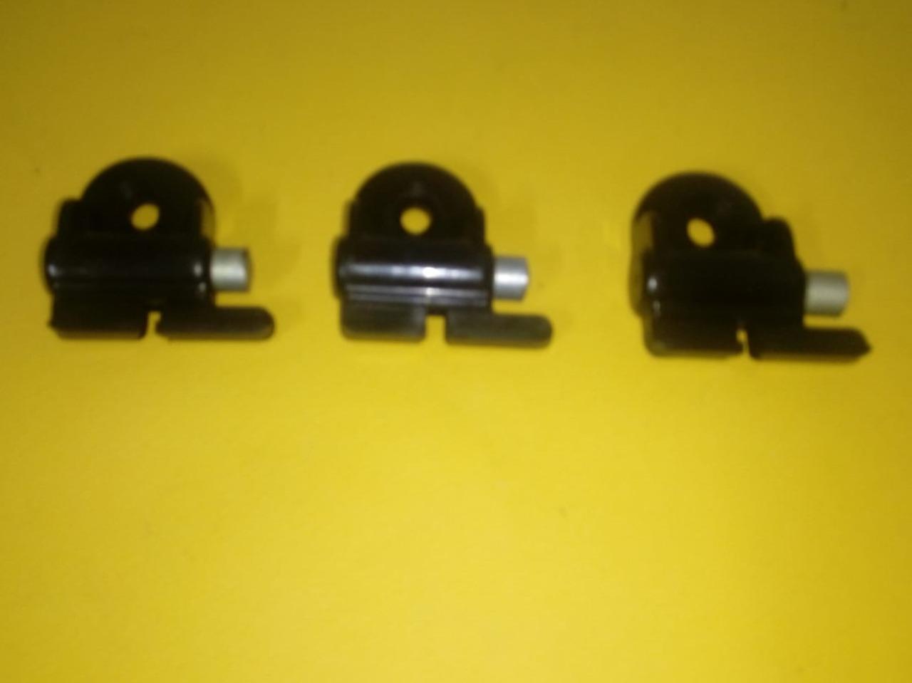 Boutons de vitre FIAT 900 LesAnciennes.com