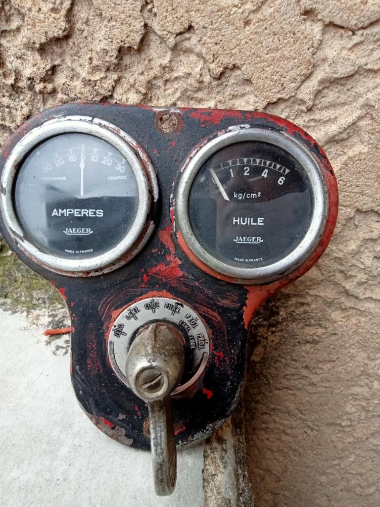 Tableau de bord PONY PONY LesAnciennes.com