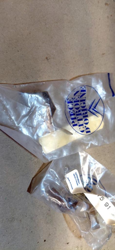 Ressort DX57591 cligno ar CITROEN DS LesAnciennes.com