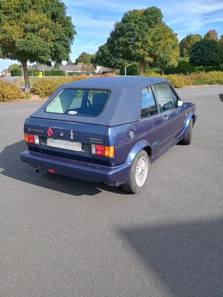 VOLKSWAGEN Golf Cabriolet - 1992 LesAnciennes.com