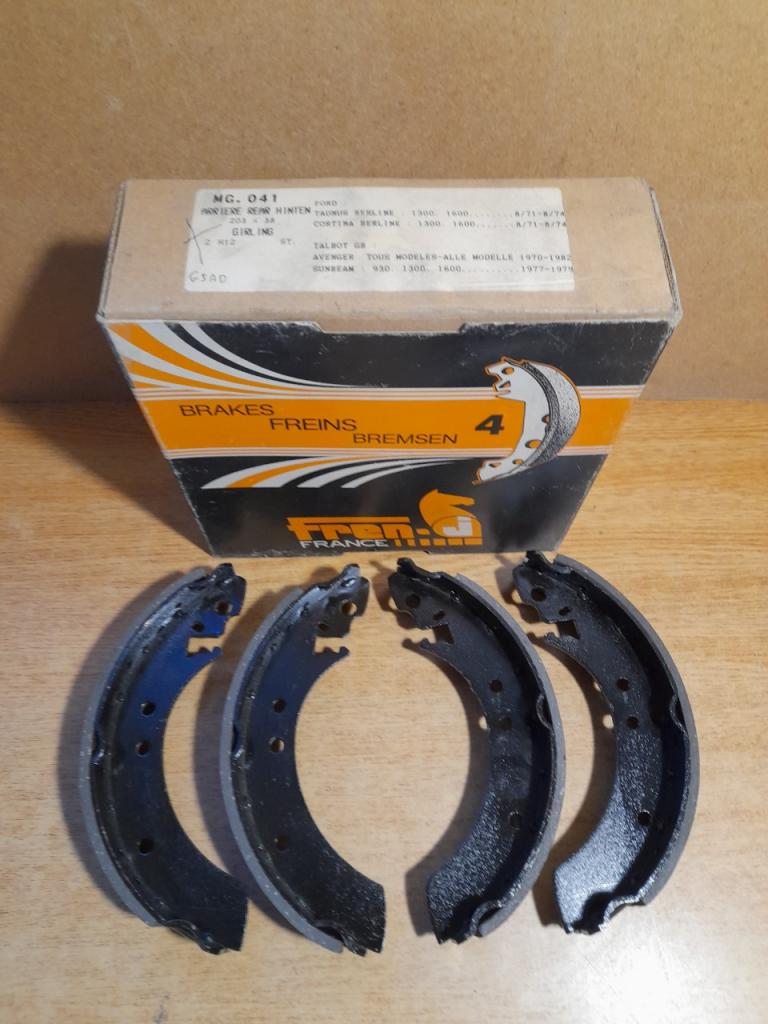 Mâchoires de frein ford cortina taunus sunbeam LesAnciennes.com