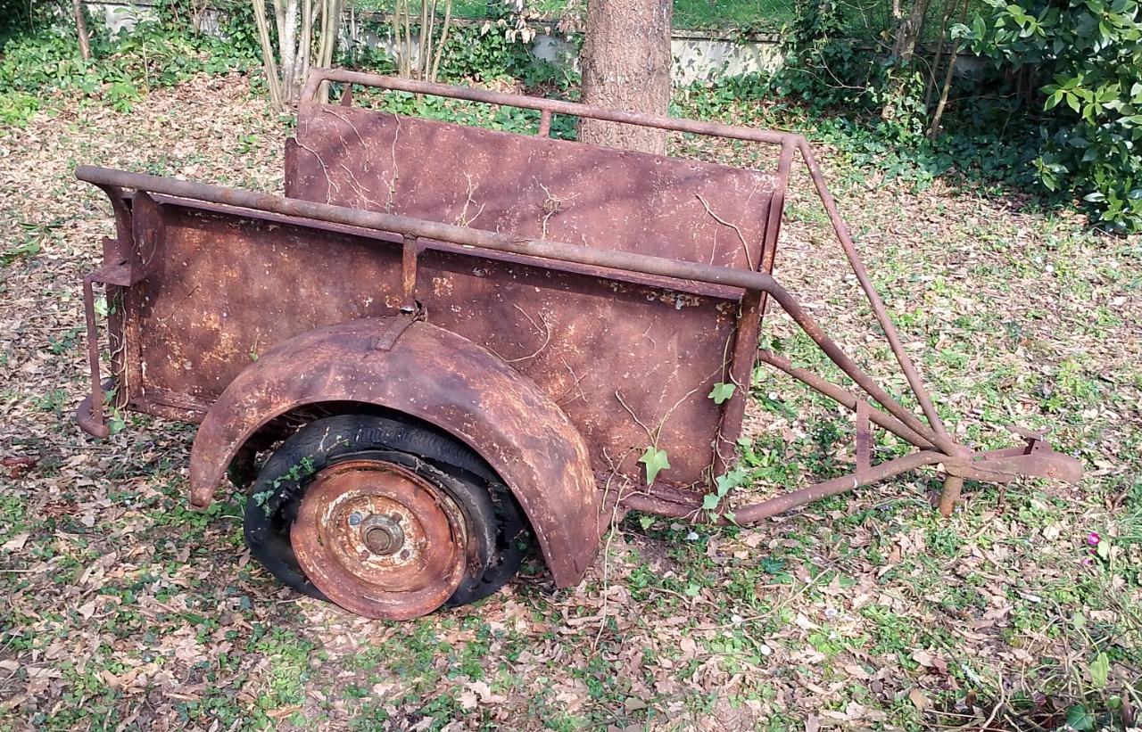 Remorque pour voiture ou utilitaire léger 1940's LesAnciennes.com