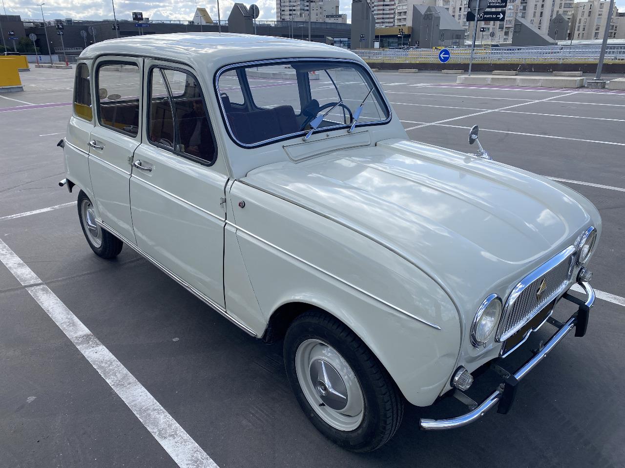 RENAULT 4L (R4L) R1120 - 1962 LesAnciennes.com