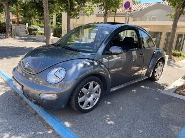 VOLKSWAGEN NEW BEETLE 1.8 TURBO CARAT - 2002 LesAnciennes.com