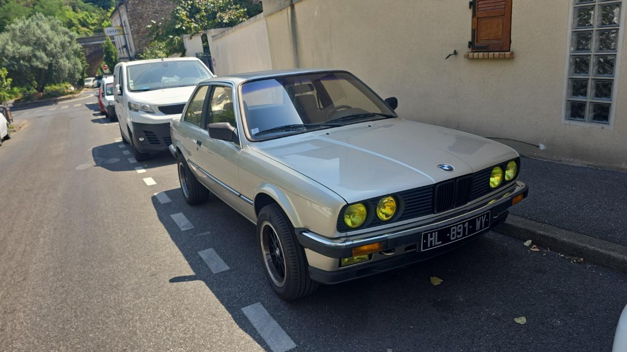 BMW 318 318 IA - 1983 LesAnciennes.com