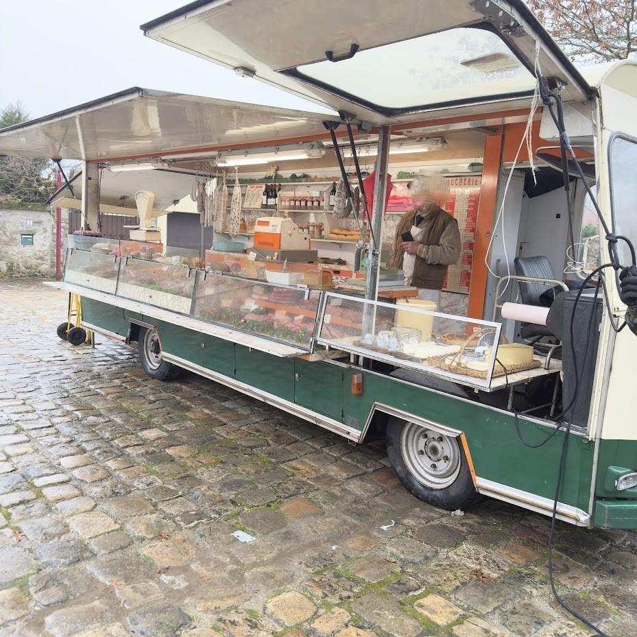 PEUGEOT J7 camion marché - 1976 LesAnciennes.com
