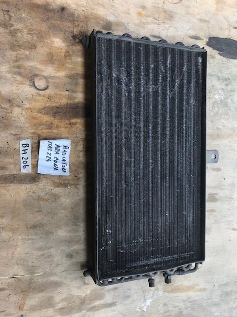 Radiateur de climatisation Maserati 224 LesAnciennes.com