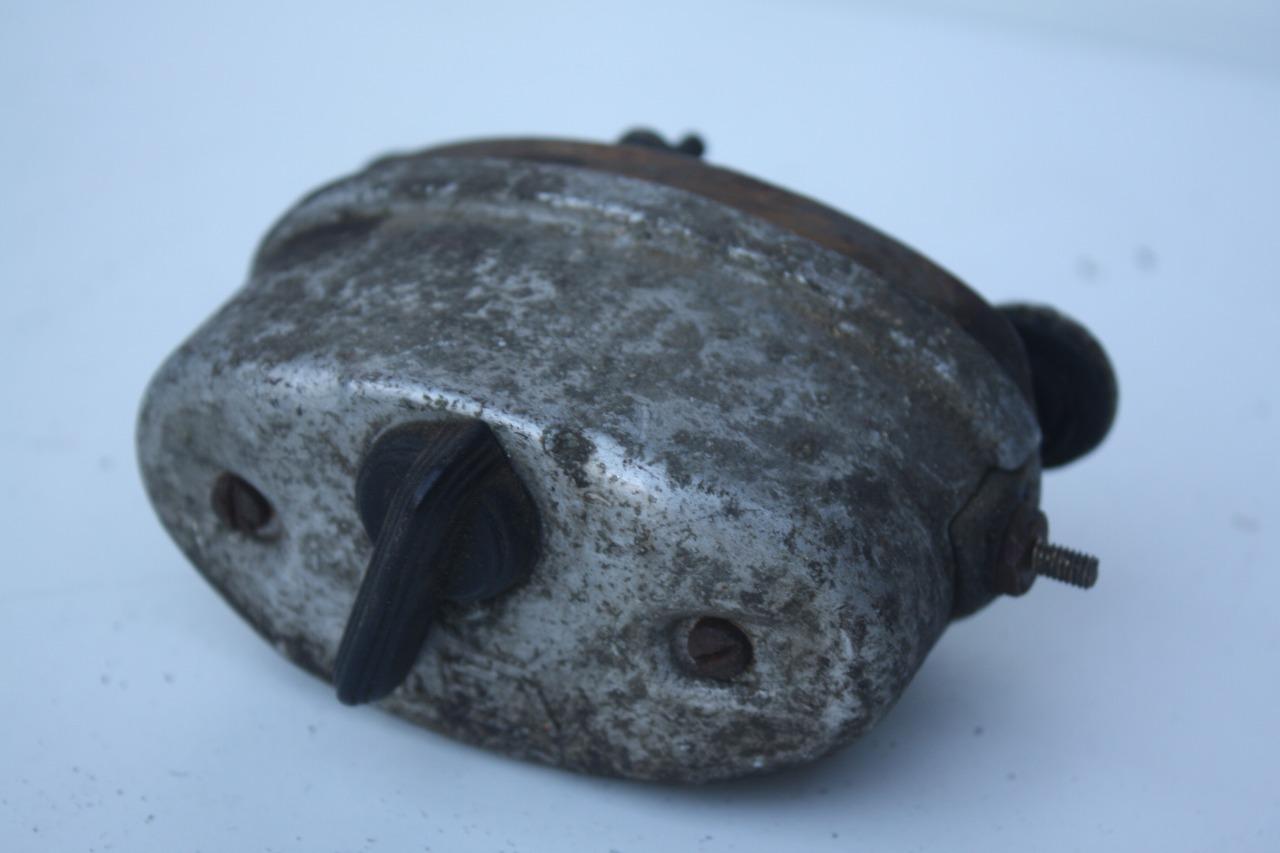 Moteur d’essuie glace SEV 6V Citroen Traction LesAnciennes.com