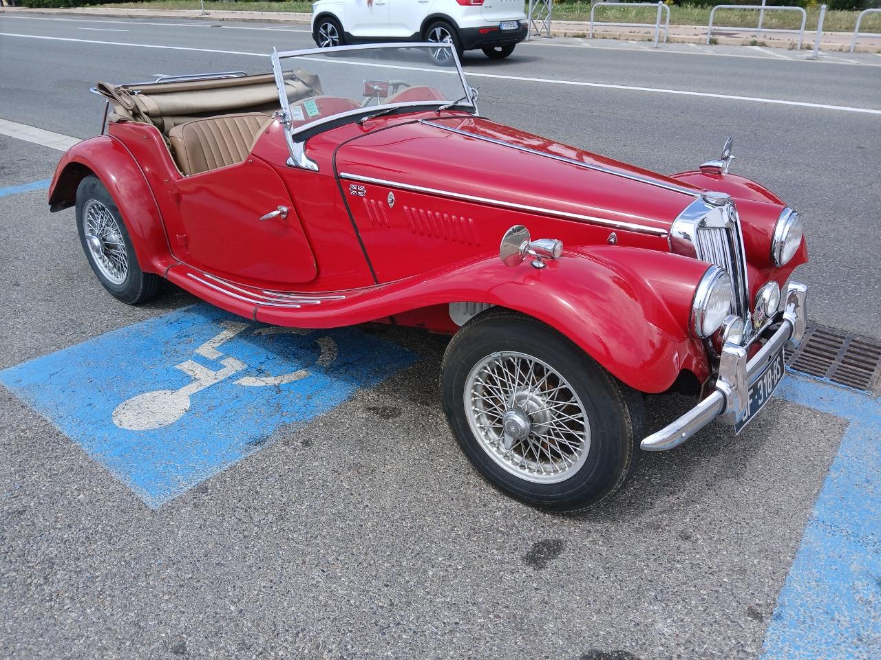 MG TF cabriolet - 1954 LesAnciennes.com