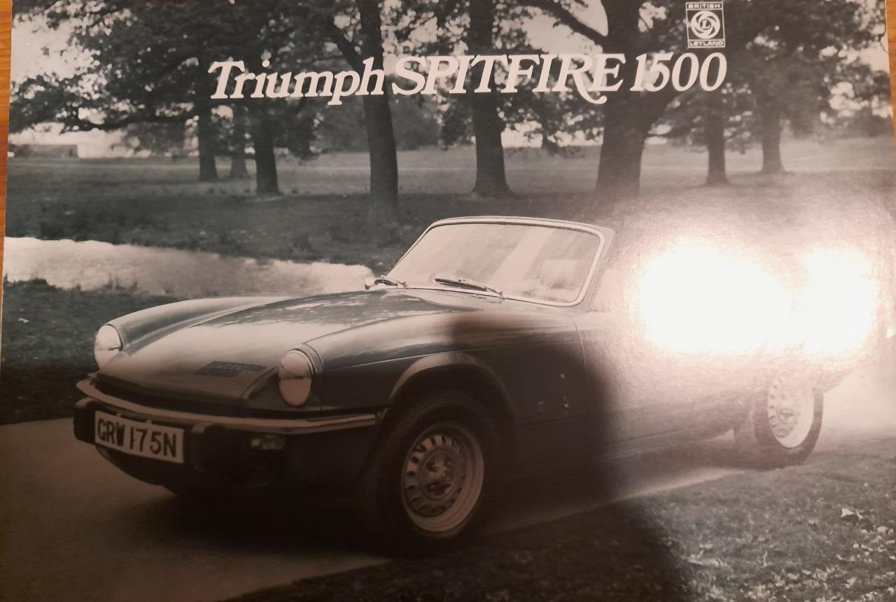 Triumph Spitfire 1500 catalogue publicitaire LesAnciennes.com