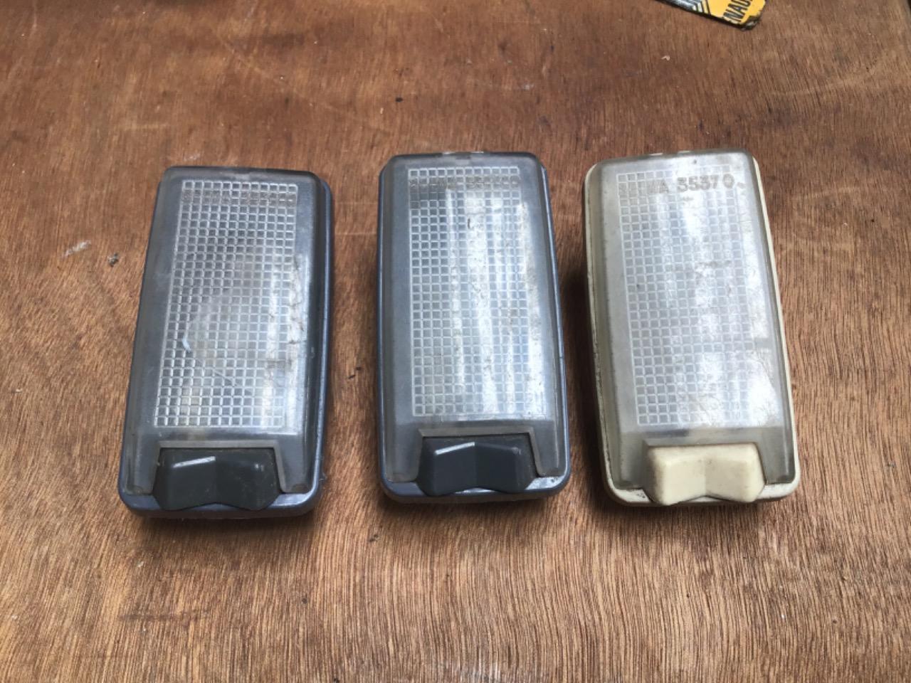 PLAFONNIERS RENAULT 18 (R18). R14 LesAnciennes.com