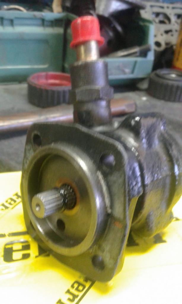 Pompe à vide Ferrari Testarossa LesAnciennes.com