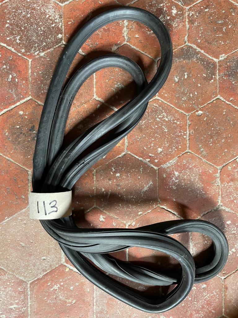 Pièces MERCEDES 230 SL PAGODE W113 LesAnciennes.com