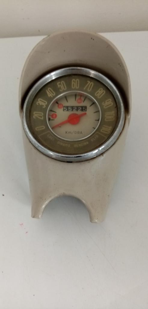 Compteur kilométrique FIAT 500 d LesAnciennes.com