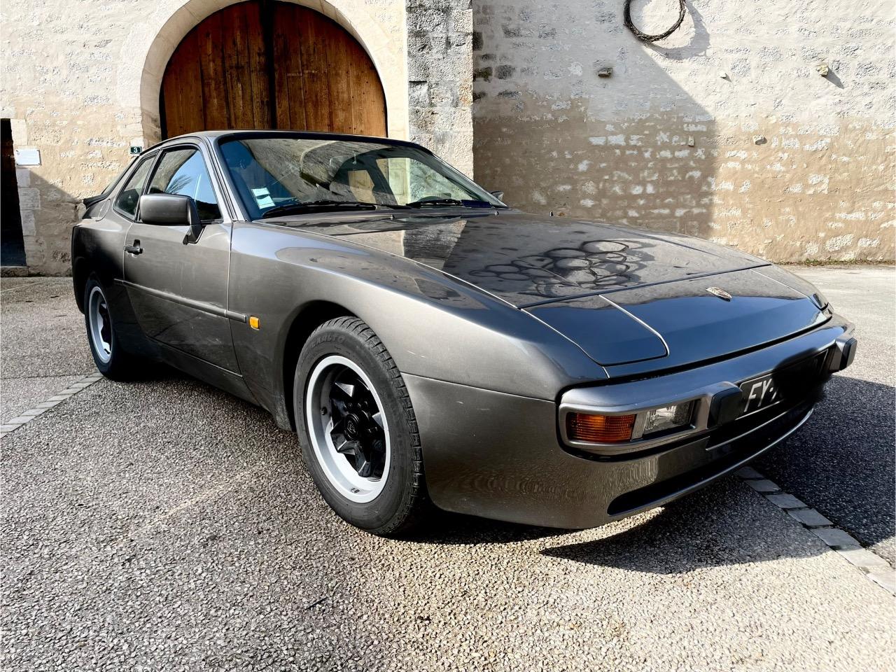 PORSCHE 944 - 1984 LesAnciennes.com
