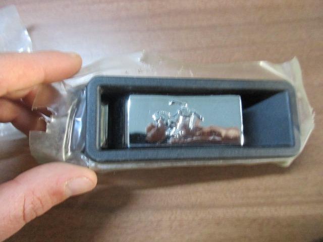 Poignée FERRARI Testarossa LesAnciennes.com