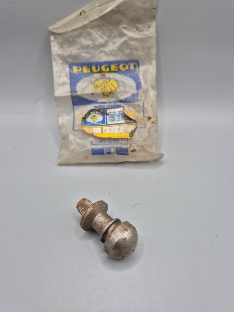 Rotule Fourchette Embrayage PEUGEOT 204 304 504... LesAnciennes.com