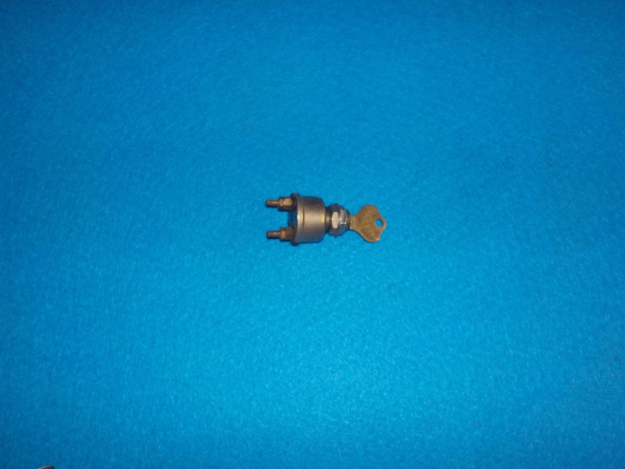 Contacteur RENAULT autre LesAnciennes.com