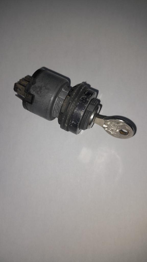 Contacteur BMW R90 S LesAnciennes.com