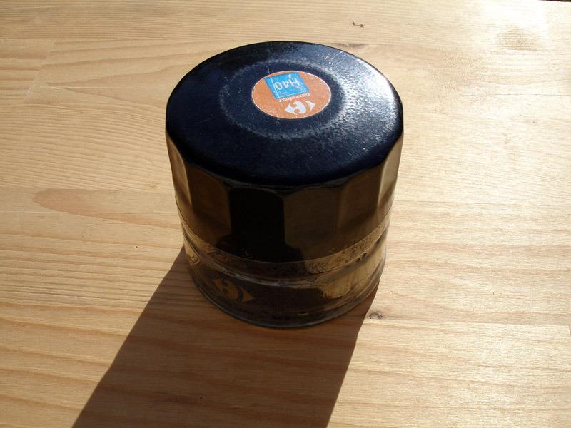 Filtre à huile pour FORD Fiesta Focus Courrier LesAnciennes.com