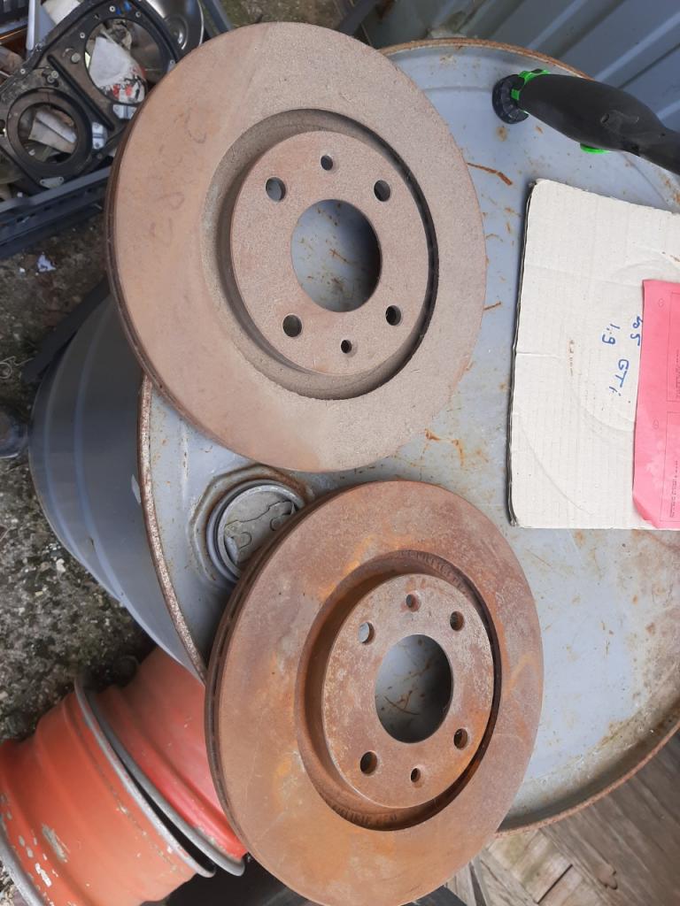 Disques de frein CITROEN BX Gti 16s LesAnciennes.com